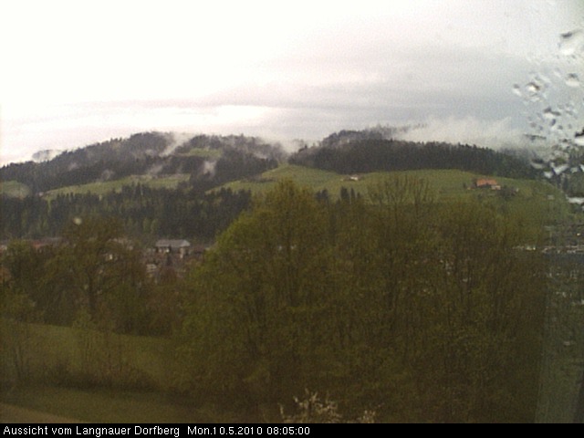 Webcam-Bild: Aussicht vom Dorfberg in Langnau 20100510-080500