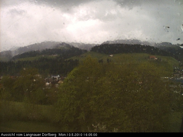 Webcam-Bild: Aussicht vom Dorfberg in Langnau 20100510-160500