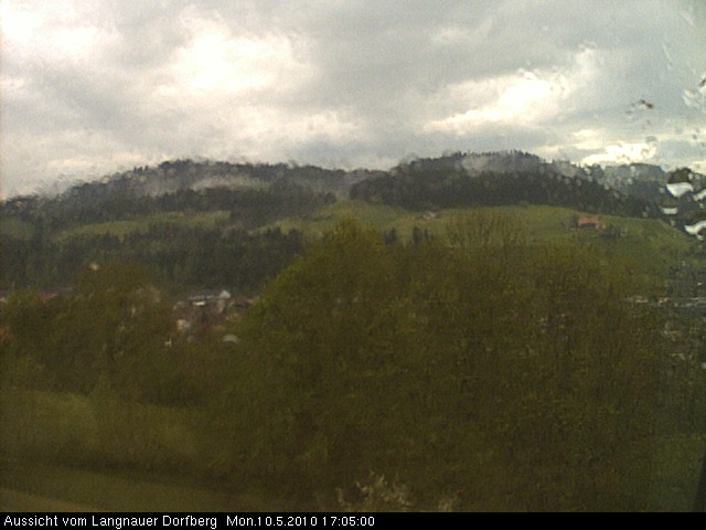 Webcam-Bild: Aussicht vom Dorfberg in Langnau 20100510-170500