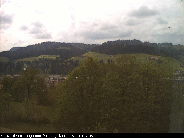 Webcam-Bild: Aussicht vom Dorfberg in Langnau 20100517-120500