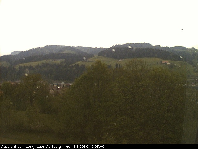 Webcam-Bild: Aussicht vom Dorfberg in Langnau 20100518-160500