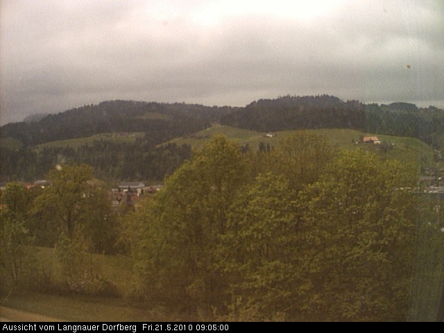 Webcam-Bild: Aussicht vom Dorfberg in Langnau 20100521-090500