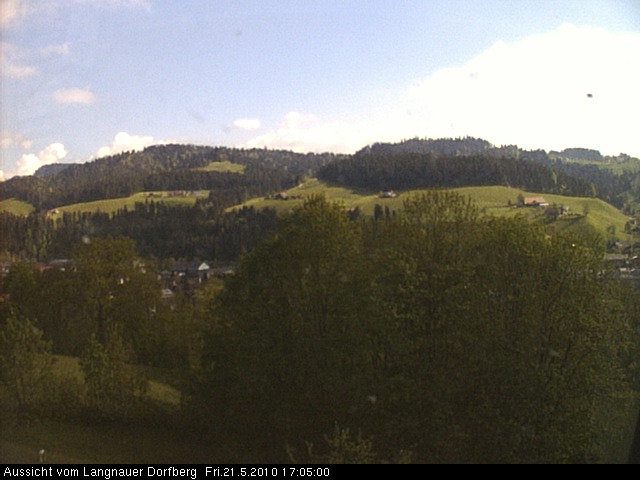 Webcam-Bild: Aussicht vom Dorfberg in Langnau 20100521-170500