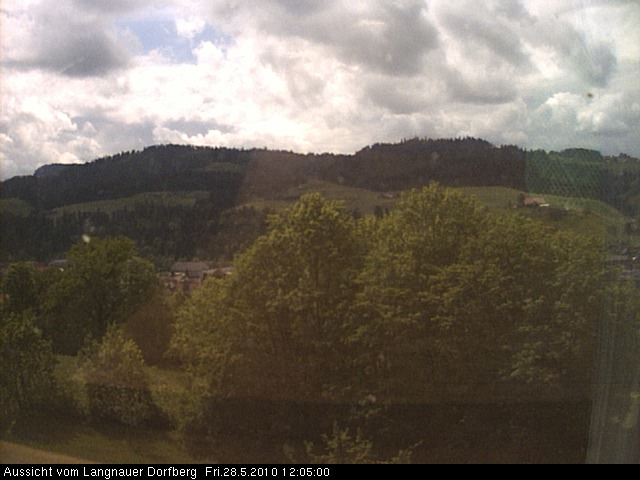 Webcam-Bild: Aussicht vom Dorfberg in Langnau 20100528-120500