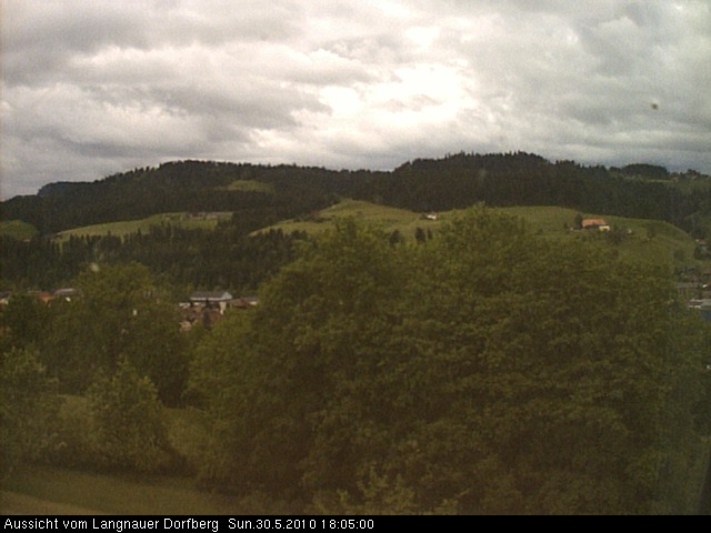 Webcam-Bild: Aussicht vom Dorfberg in Langnau 20100530-180500
