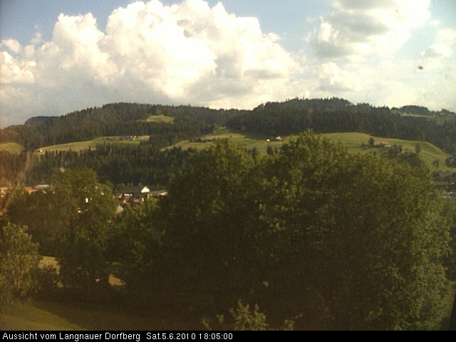 Webcam-Bild: Aussicht vom Dorfberg in Langnau 20100605-180500