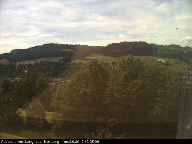 Webcam-Bild: Aussicht vom Dorfberg in Langnau 20100608-120500