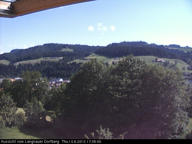 Webcam-Bild: Aussicht vom Dorfberg in Langnau 20100610-170500