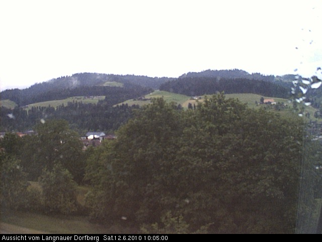 Webcam-Bild: Aussicht vom Dorfberg in Langnau 20100612-100500