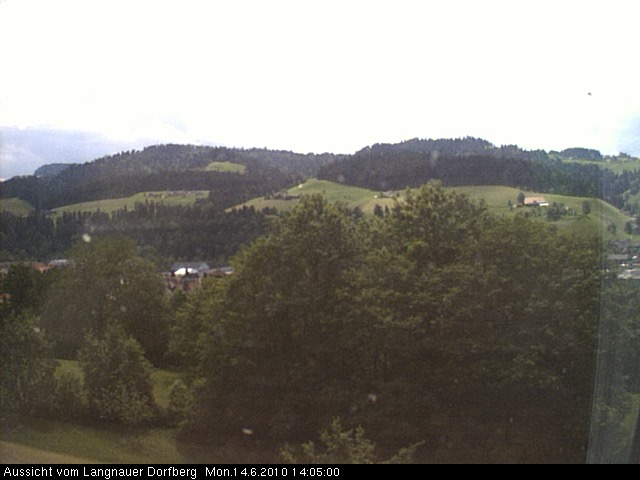 Webcam-Bild: Aussicht vom Dorfberg in Langnau 20100614-140500