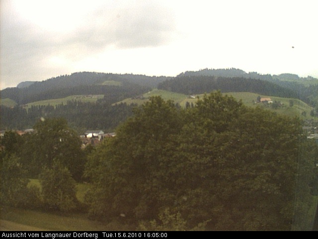 Webcam-Bild: Aussicht vom Dorfberg in Langnau 20100615-160500