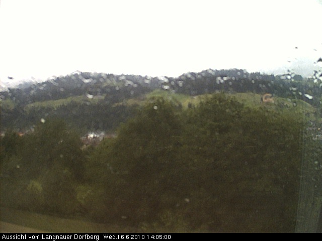 Webcam-Bild: Aussicht vom Dorfberg in Langnau 20100616-140500