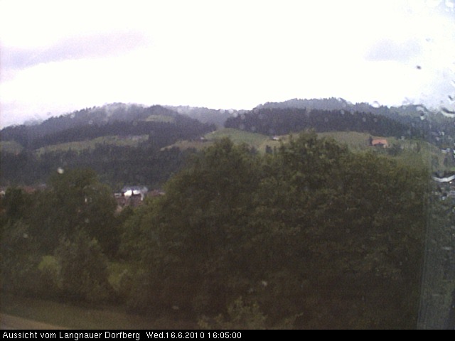 Webcam-Bild: Aussicht vom Dorfberg in Langnau 20100616-160500