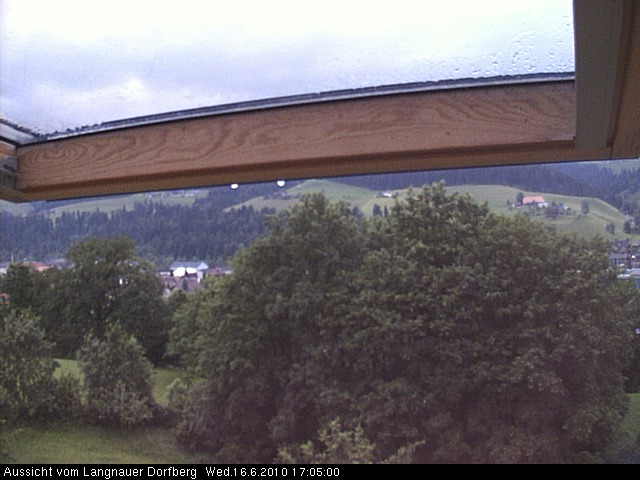 Webcam-Bild: Aussicht vom Dorfberg in Langnau 20100616-170500