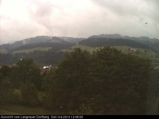 Webcam-Bild: Aussicht vom Dorfberg in Langnau 20100619-120500