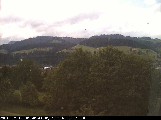 Webcam-Bild: Aussicht vom Dorfberg in Langnau 20100620-120500