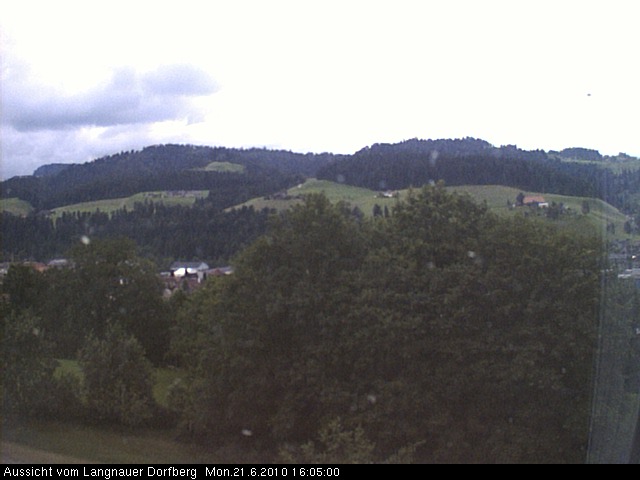 Webcam-Bild: Aussicht vom Dorfberg in Langnau 20100621-160500