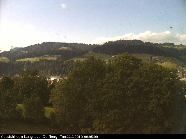 Webcam-Bild: Aussicht vom Dorfberg in Langnau 20100622-090500