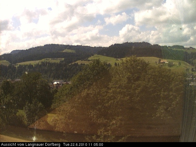 Webcam-Bild: Aussicht vom Dorfberg in Langnau 20100622-110500