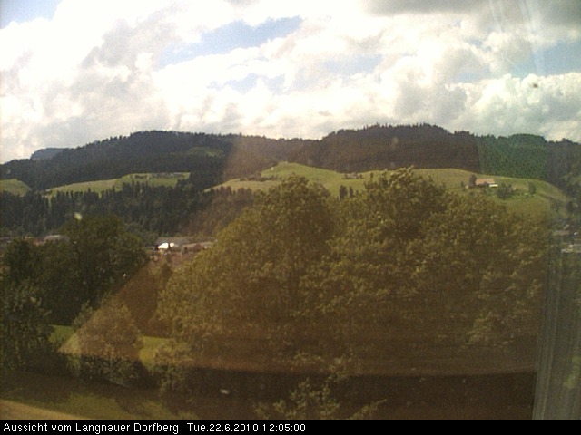 Webcam-Bild: Aussicht vom Dorfberg in Langnau 20100622-120500