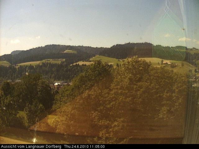 Webcam-Bild: Aussicht vom Dorfberg in Langnau 20100624-110500