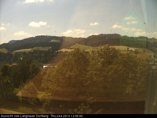 Webcam-Bild: Aussicht vom Dorfberg in Langnau 20100624-120500