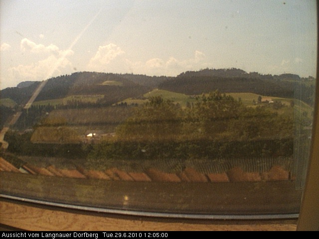 Webcam-Bild: Aussicht vom Dorfberg in Langnau 20100629-120500