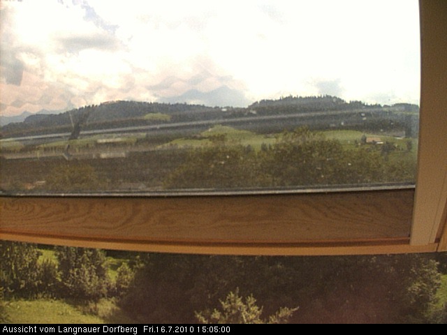 Webcam-Bild: Aussicht vom Dorfberg in Langnau 20100716-150500