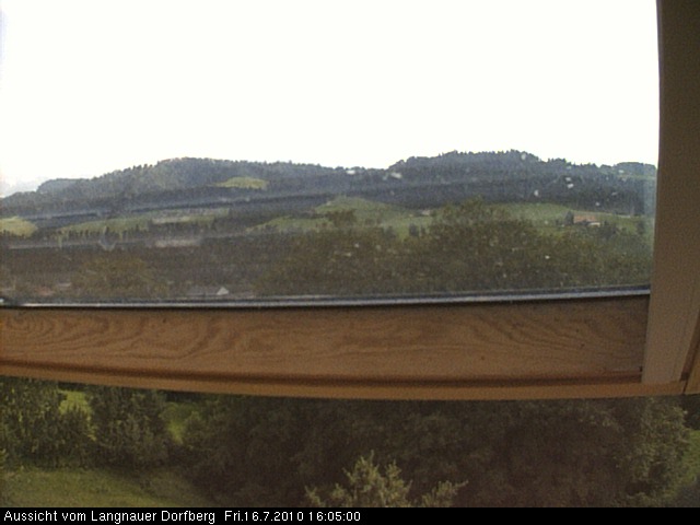 Webcam-Bild: Aussicht vom Dorfberg in Langnau 20100716-160500