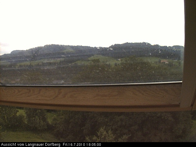 Webcam-Bild: Aussicht vom Dorfberg in Langnau 20100716-180500