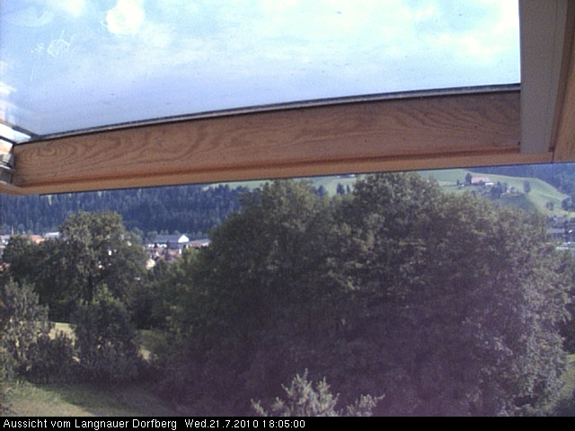 Webcam-Bild: Aussicht vom Dorfberg in Langnau 20100721-180500