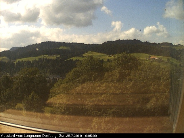 Webcam-Bild: Aussicht vom Dorfberg in Langnau 20100725-100500