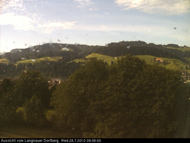 Webcam-Bild: Aussicht vom Dorfberg in Langnau 20100728-090500