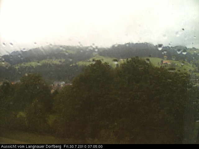 Webcam-Bild: Aussicht vom Dorfberg in Langnau 20100730-070500