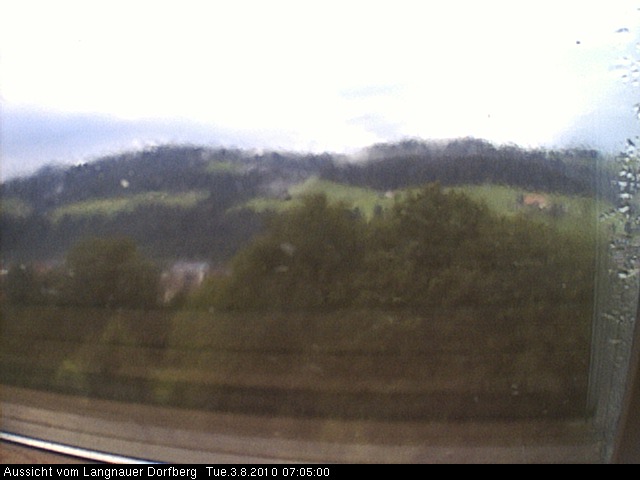 Webcam-Bild: Aussicht vom Dorfberg in Langnau 20100803-070500