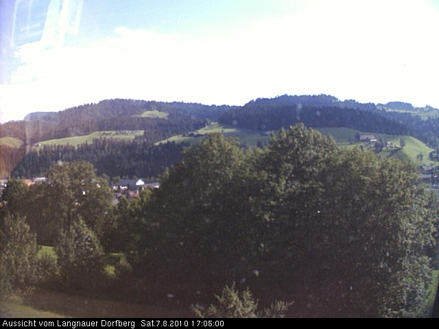 Webcam-Bild: Aussicht vom Dorfberg in Langnau 20100807-170500