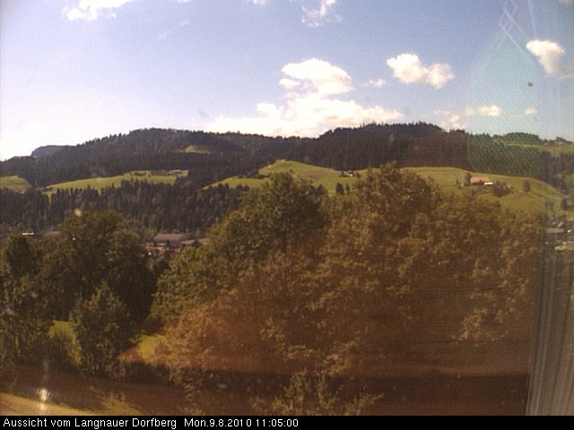 Webcam-Bild: Aussicht vom Dorfberg in Langnau 20100809-110500