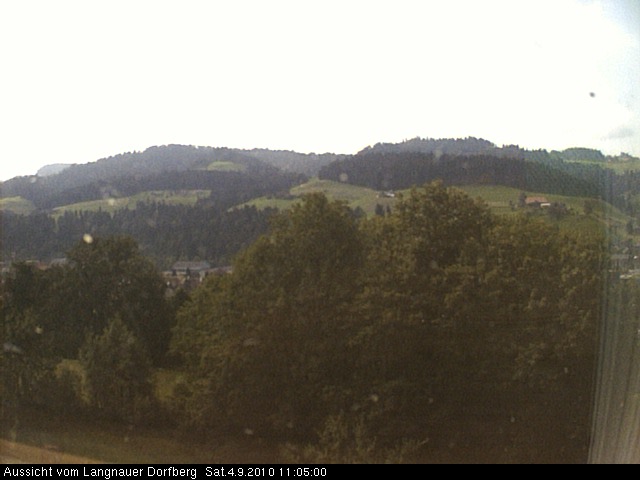 Webcam-Bild: Aussicht vom Dorfberg in Langnau 20100904-110500