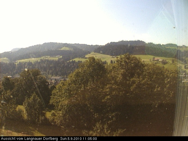 Webcam-Bild: Aussicht vom Dorfberg in Langnau 20100905-110500