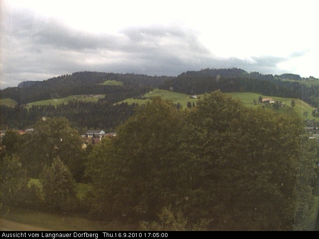 Webcam-Bild: Aussicht vom Dorfberg in Langnau 20100916-170500