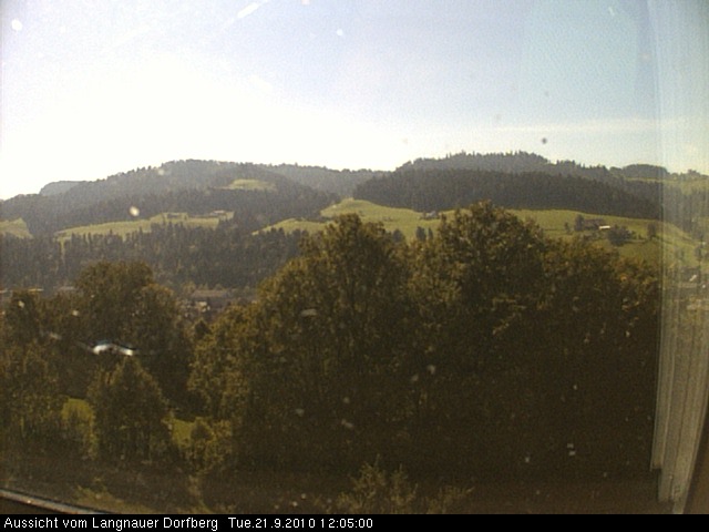 Webcam-Bild: Aussicht vom Dorfberg in Langnau 20100921-120500