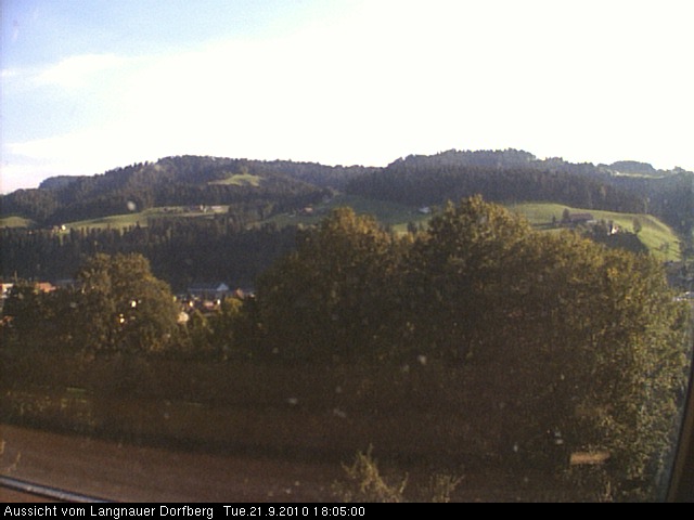 Webcam-Bild: Aussicht vom Dorfberg in Langnau 20100921-180500