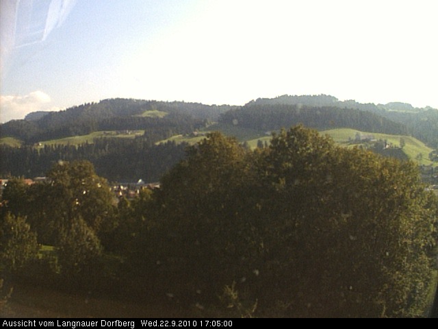 Webcam-Bild: Aussicht vom Dorfberg in Langnau 20100922-170500
