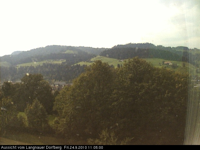 Webcam-Bild: Aussicht vom Dorfberg in Langnau 20100924-110500