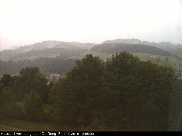 Webcam-Bild: Aussicht vom Dorfberg in Langnau 20100924-180500