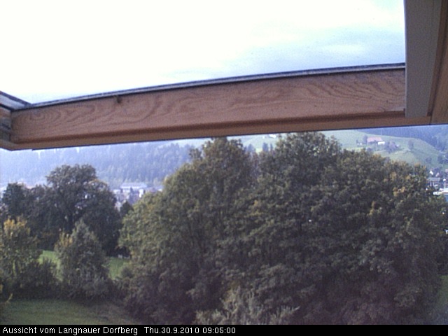 Webcam-Bild: Aussicht vom Dorfberg in Langnau 20100930-090500