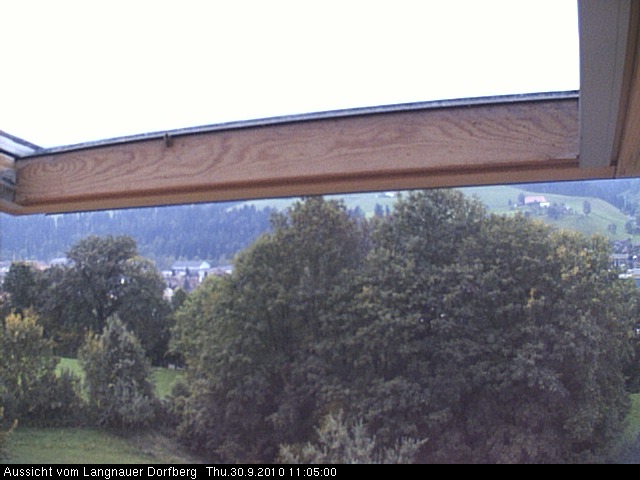 Webcam-Bild: Aussicht vom Dorfberg in Langnau 20100930-110500