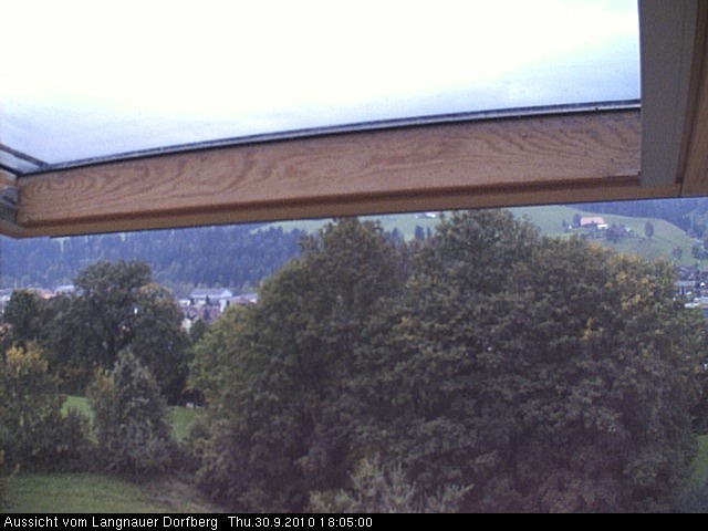 Webcam-Bild: Aussicht vom Dorfberg in Langnau 20100930-180500