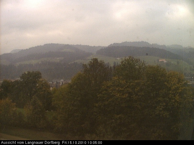 Webcam-Bild: Aussicht vom Dorfberg in Langnau 20101015-100500