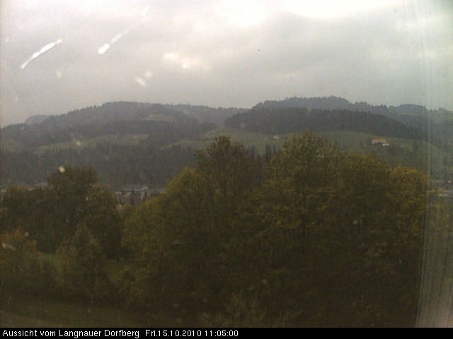 Webcam-Bild: Aussicht vom Dorfberg in Langnau 20101015-110500